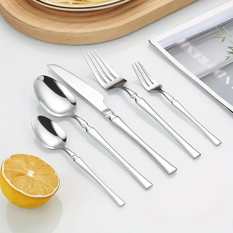4/6/16/24pcs Silver stainless steel cutlery Steak knife and fork dessert spoon spoon and teaspoon Home restaurant cutlery set