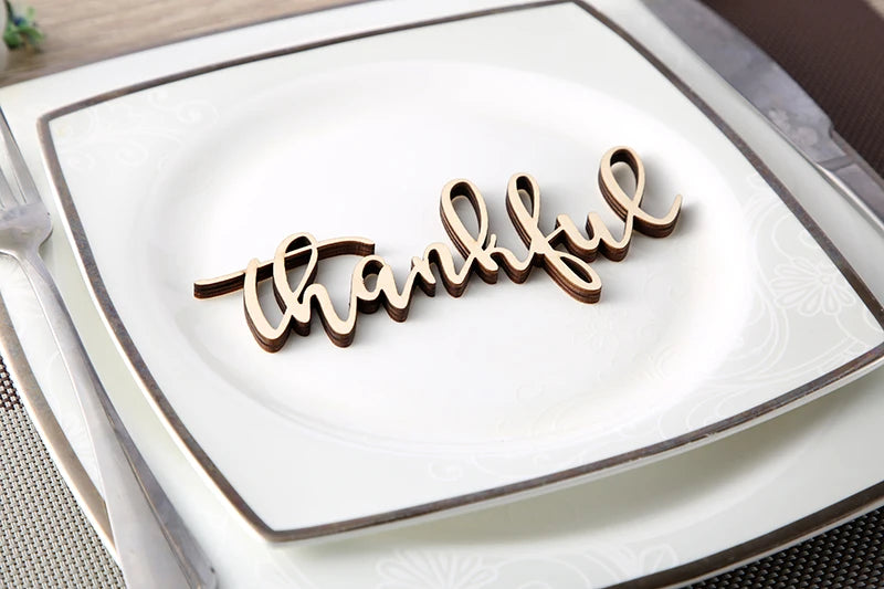 Thankful Place Cards,Thanksgiving Name Plates,Thanful Wooden Word, Holiday Decor,Thanksgiving Place settings, Wood Thankful Sign