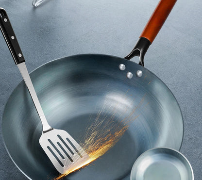 Seasoning Iron Woks,30/32/34cm Wok with Wooden Handle Frying Pan Kitchen Cookware For Electric,Induction Electric and Gas Stoves